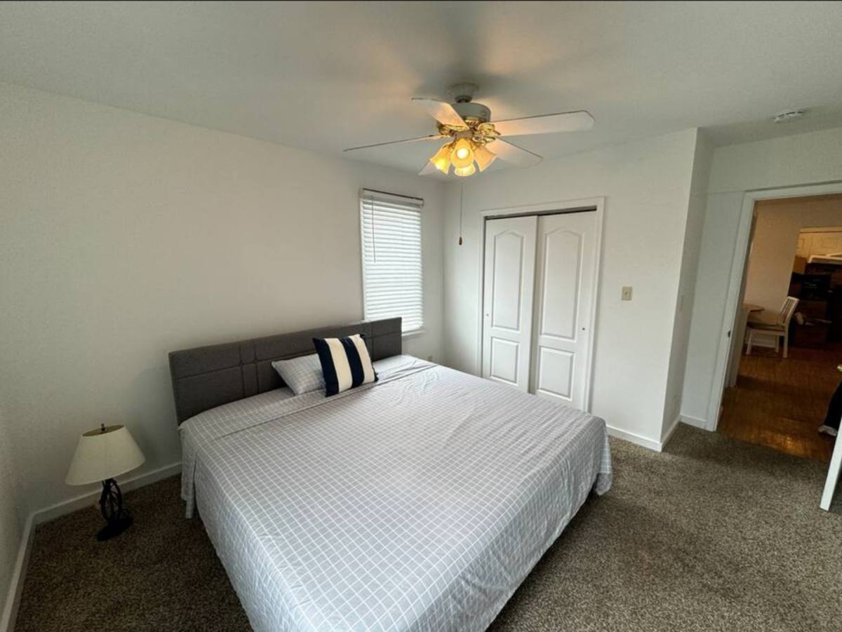Apartment for rent at 605 3rd St, Ocean City, NJ 08226