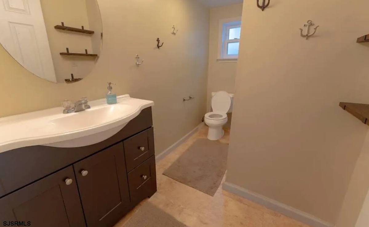 Apartment for rent at 605 3rd St, Ocean City, NJ 08226