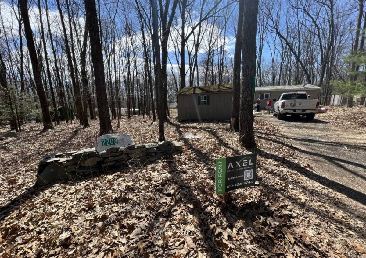 House for rent at 2208 Linden Lane, East Stroudsburg, PA 18302