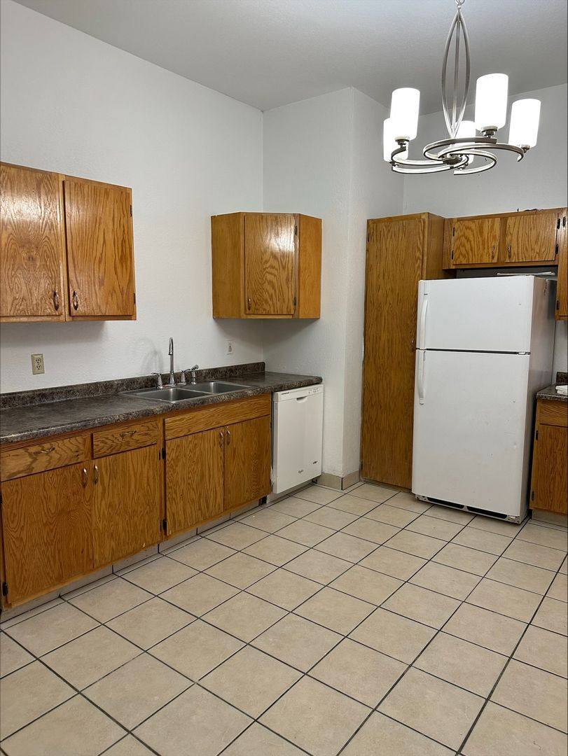 Apartment for rent at 130 1st Ave SE, Dickinson, ND 58601