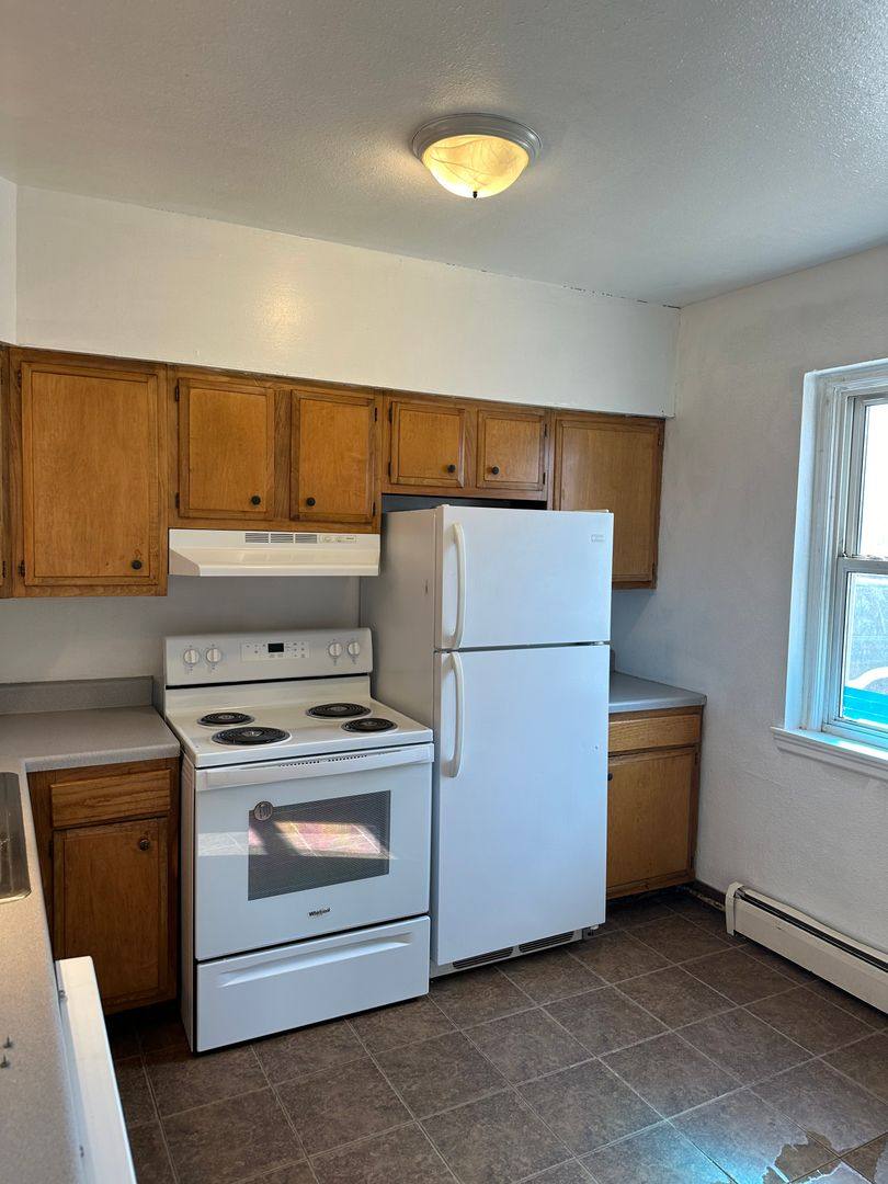 Apartment for rent at 130 1st Ave SE, Dickinson, ND 58601