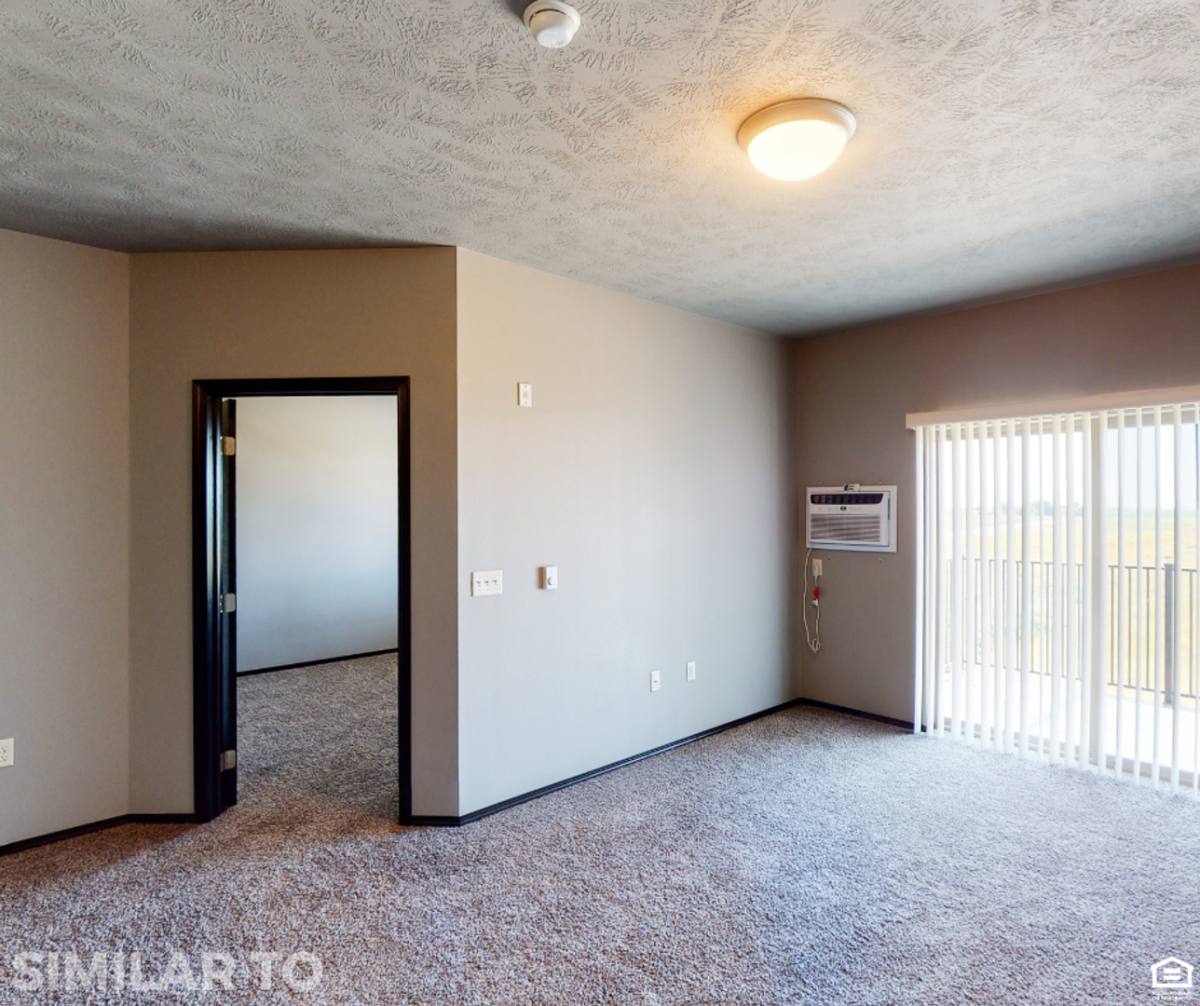 Townhouse for rent at 942 Riverview Dr, Cherokee, IA 51012