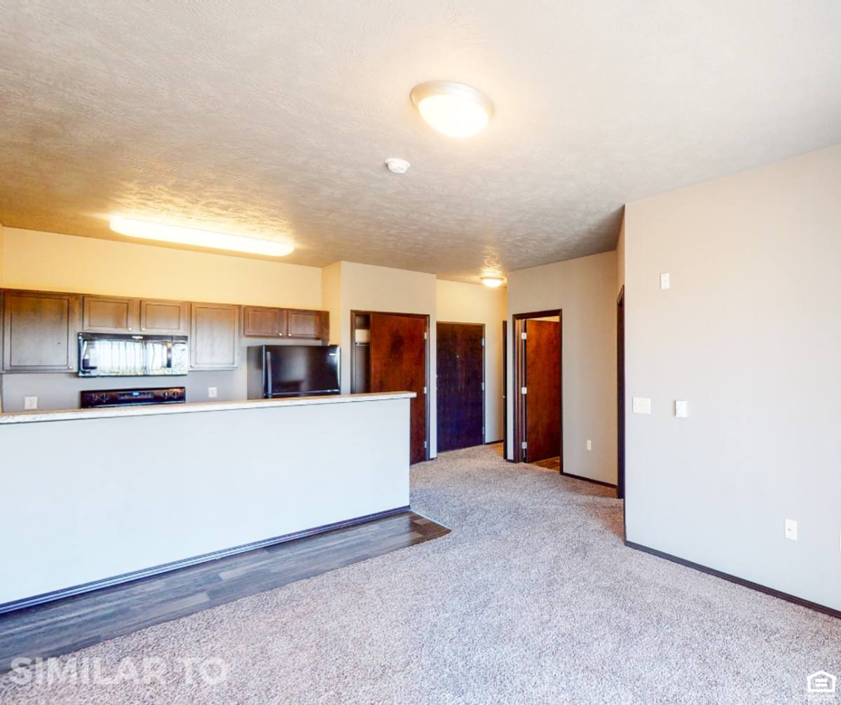 Townhouse for rent at 942 Riverview Dr, Cherokee, IA 51012
