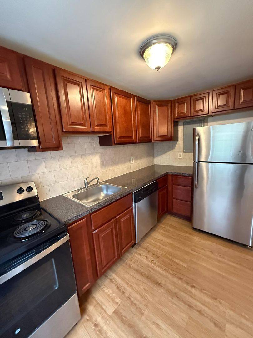 Apartment for rent at 1 Martha Ave, Wrightstown, NJ 08562