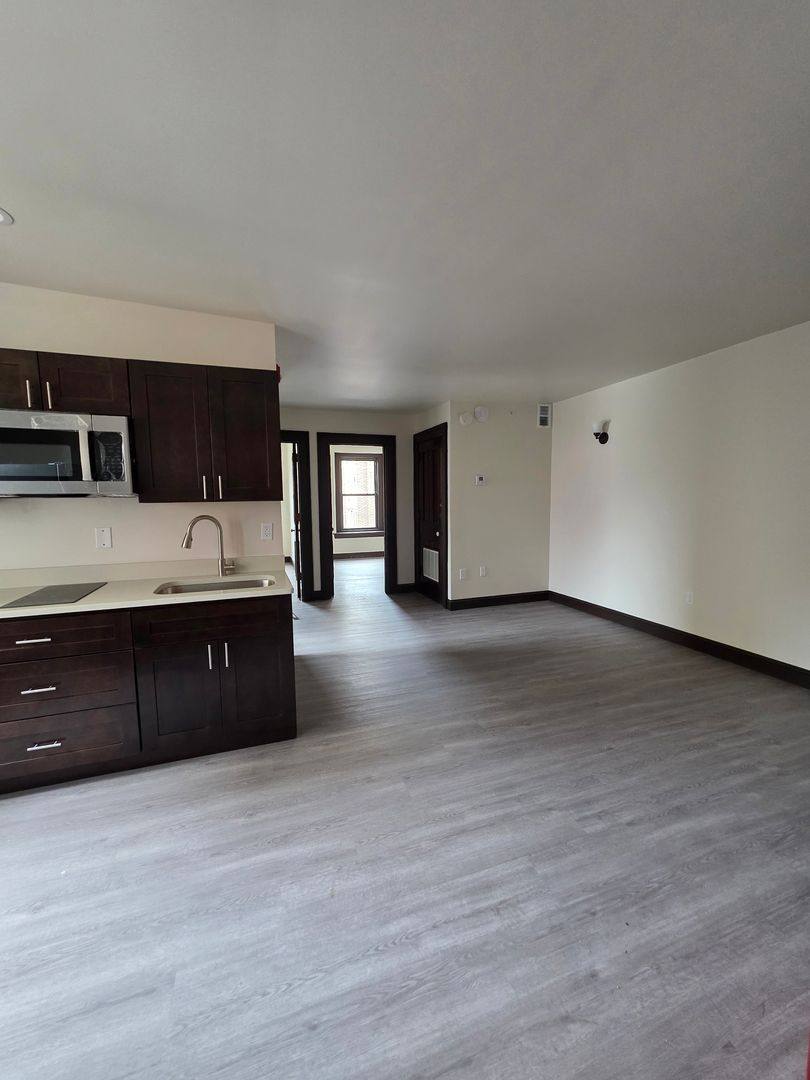 Apartment for rent at 1135 Spring Garden St, Philadelphia, PA 19123