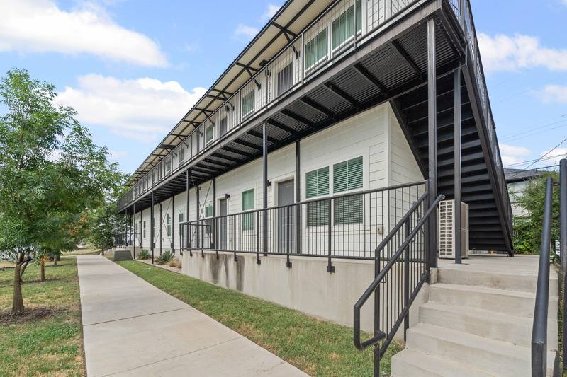 Apartment for rent at 3128 Lubbock Ave, Fort Worth, TX 76109