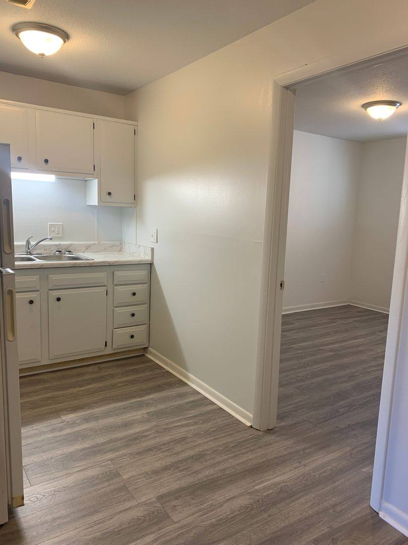 Apartment for rent at 500 Poage Lane, Salem, VA 24153