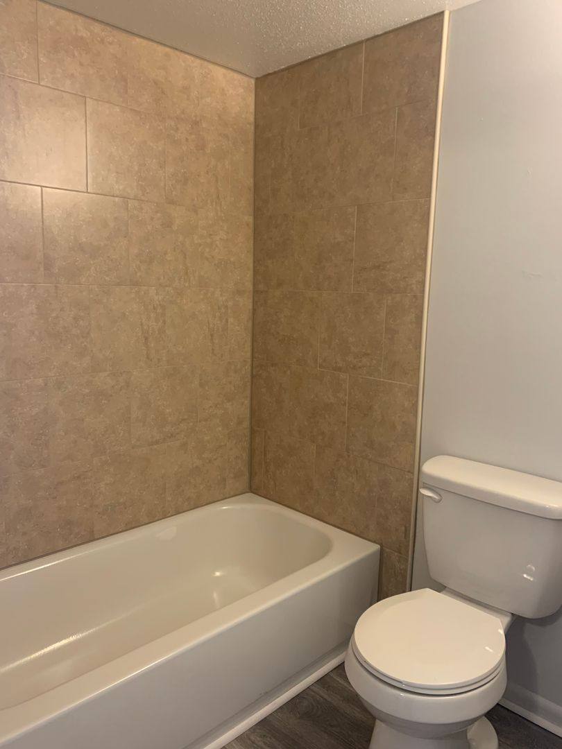 Apartment for rent at 500 Poage Lane, Salem, VA 24153