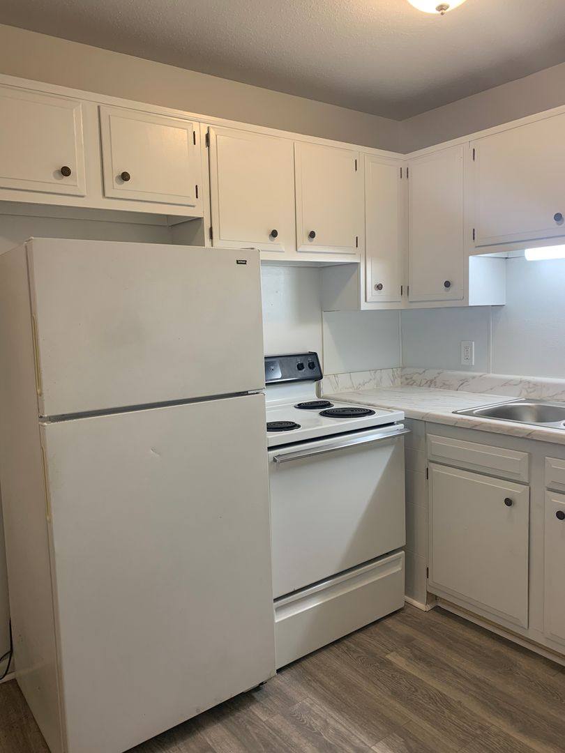 Apartment for rent at 500 Poage Lane, Salem, VA 24153