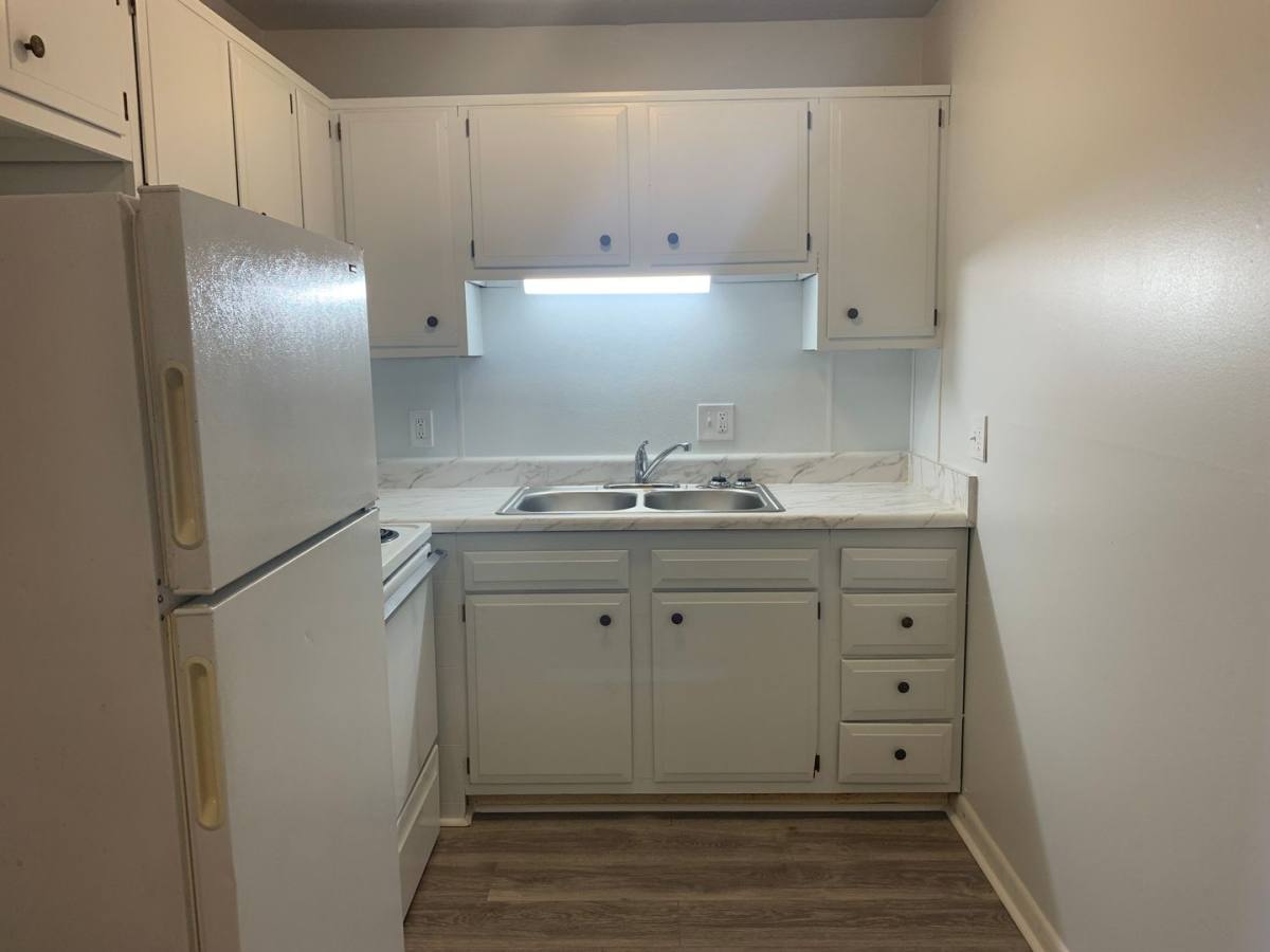 Apartment for rent at 500 Poage Lane, Salem, VA 24153