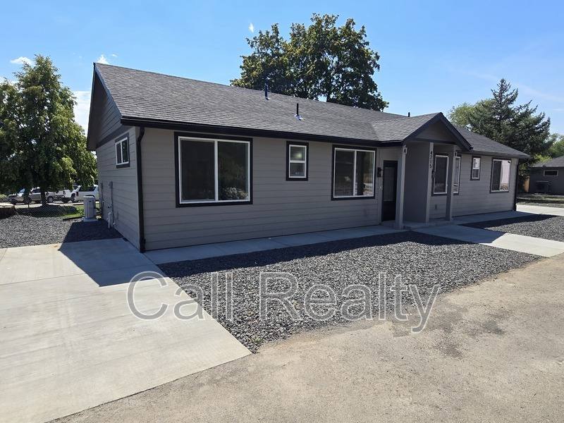 Apartment for rent at 4215 N Locust #A, Spokane, WA 99206