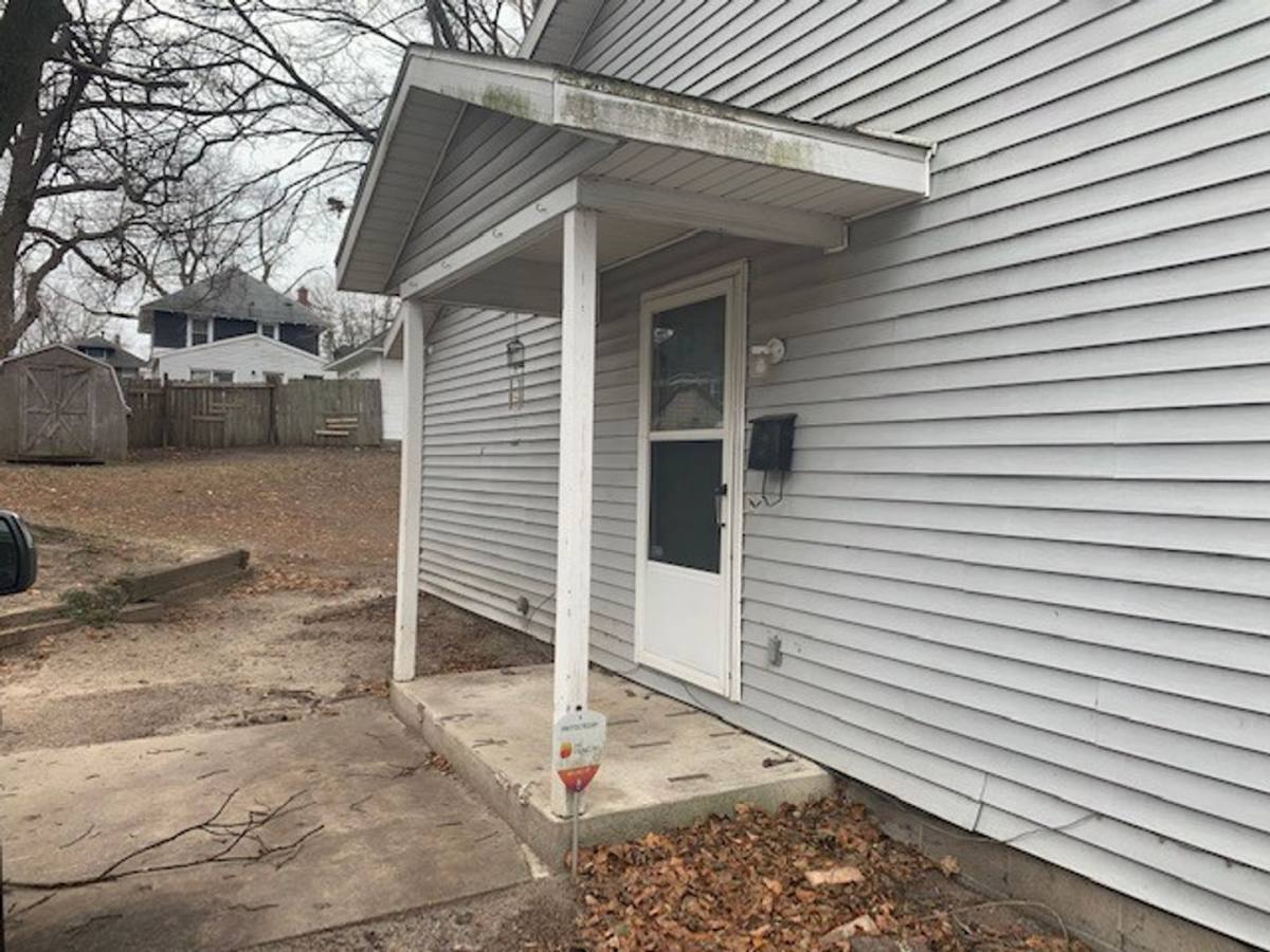 Apartment for rent at 1114 Dunham SE, Grand Rapids, MI 49507