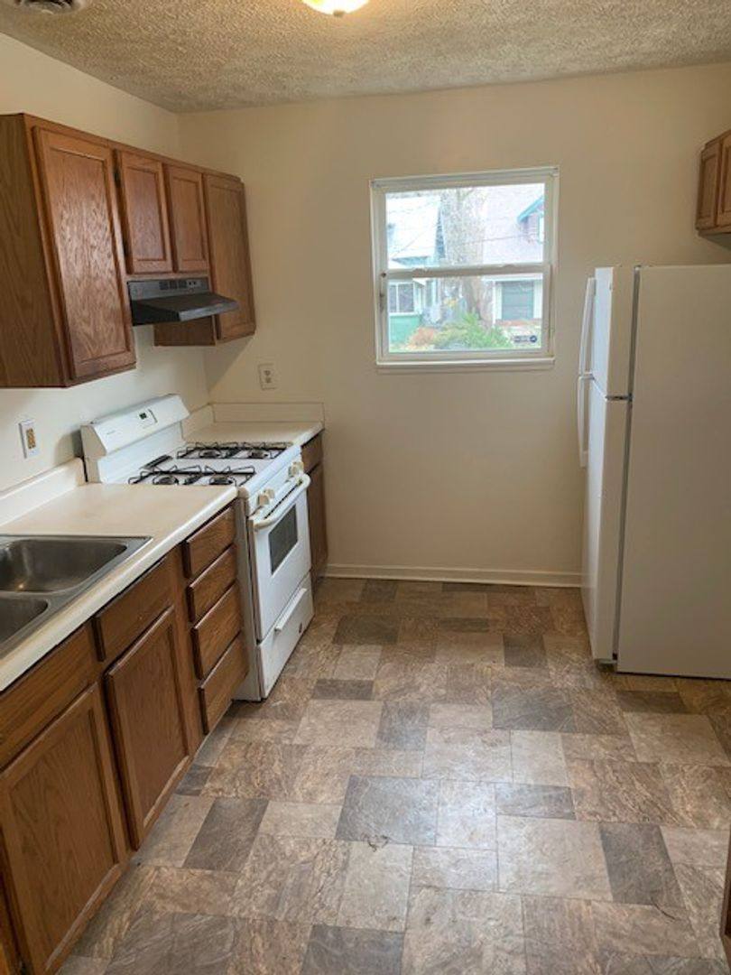 Apartment for rent at 1114 Dunham SE, Grand Rapids, MI 49507