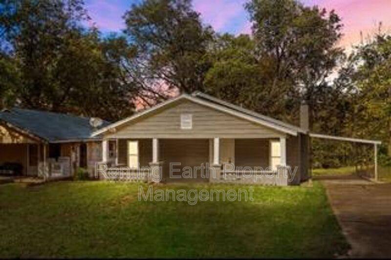 House for rent at 5704 14th St S, Bessemer, AL 35020