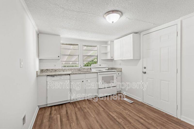 House for rent at 5308 Adams Ave, Adamsville, AL 35005
