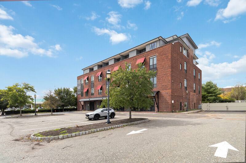 Apartment for rent at 70 Church St #201, Flemington, NJ 08822