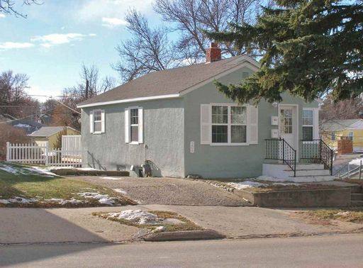 Apartment for rent at 206 11th Ave SE, Minot, ND 58701