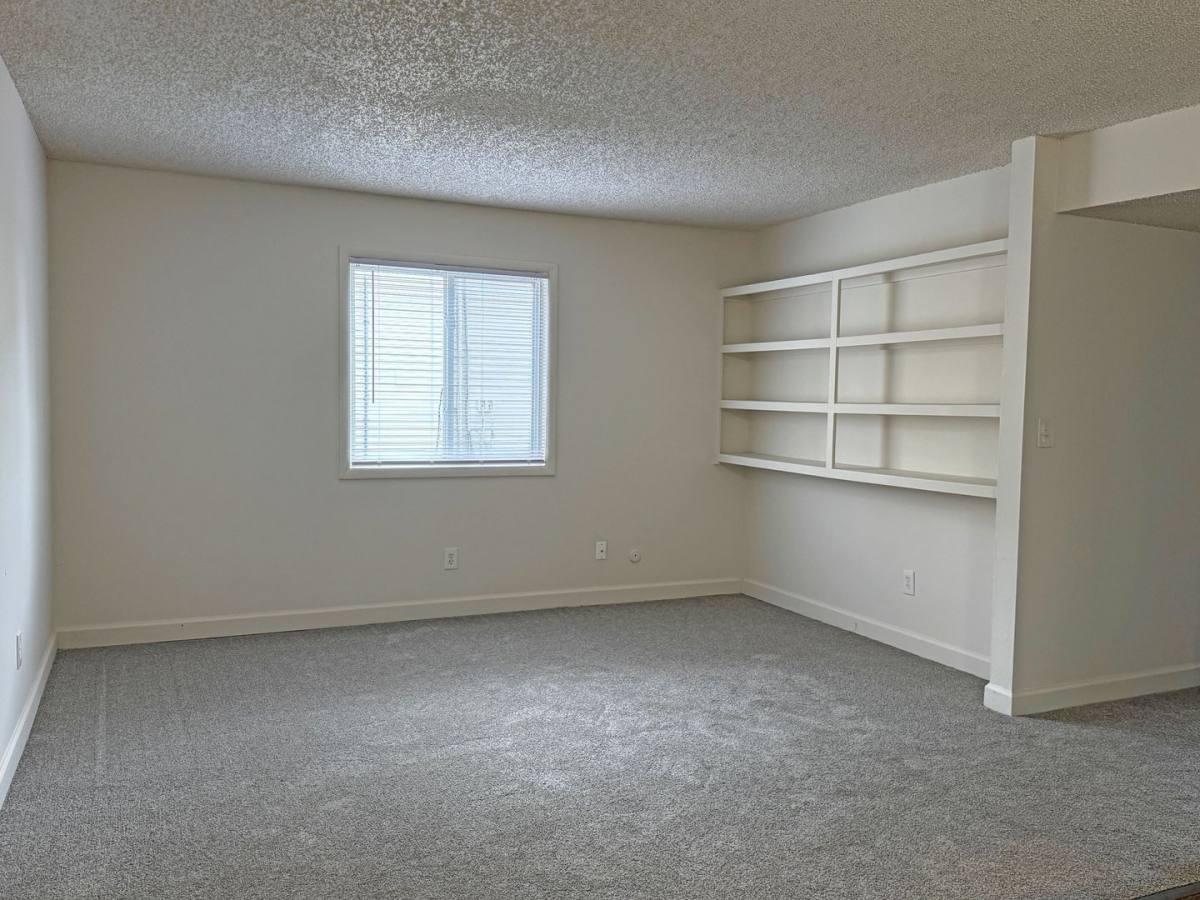 Apartment for rent at 1210 E Cherry St, Springfield, MO 65802