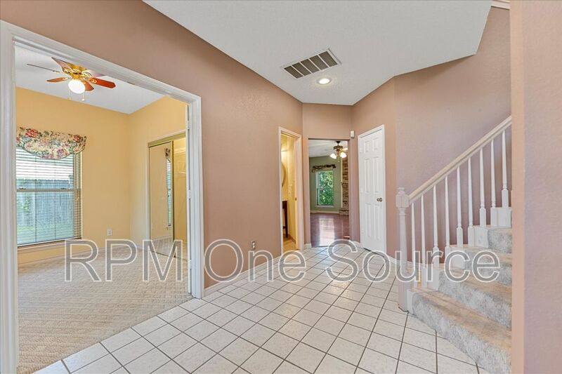 House for rent at 6752 Macintosh Dr, Plano, TX 75023