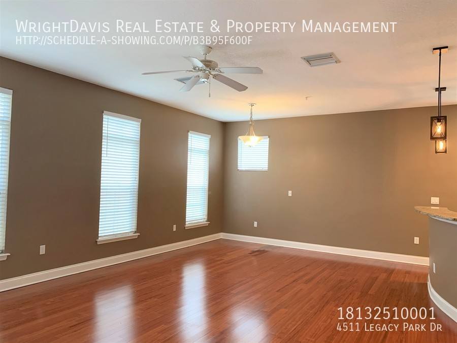 Townhouse for rent at 4511 Legacy Park Dr, Tampa, FL 33611