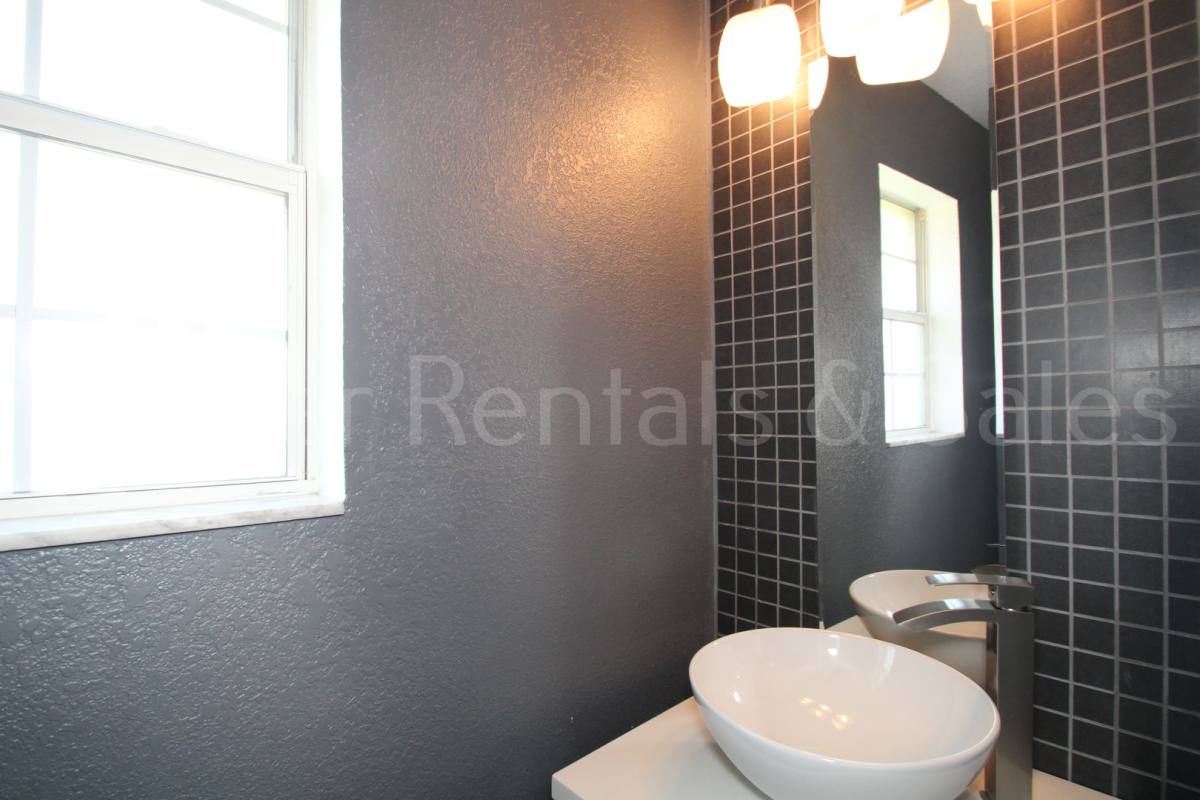Townhouse for rent at 3802-C Gus Dr, Killeen, TX 76549