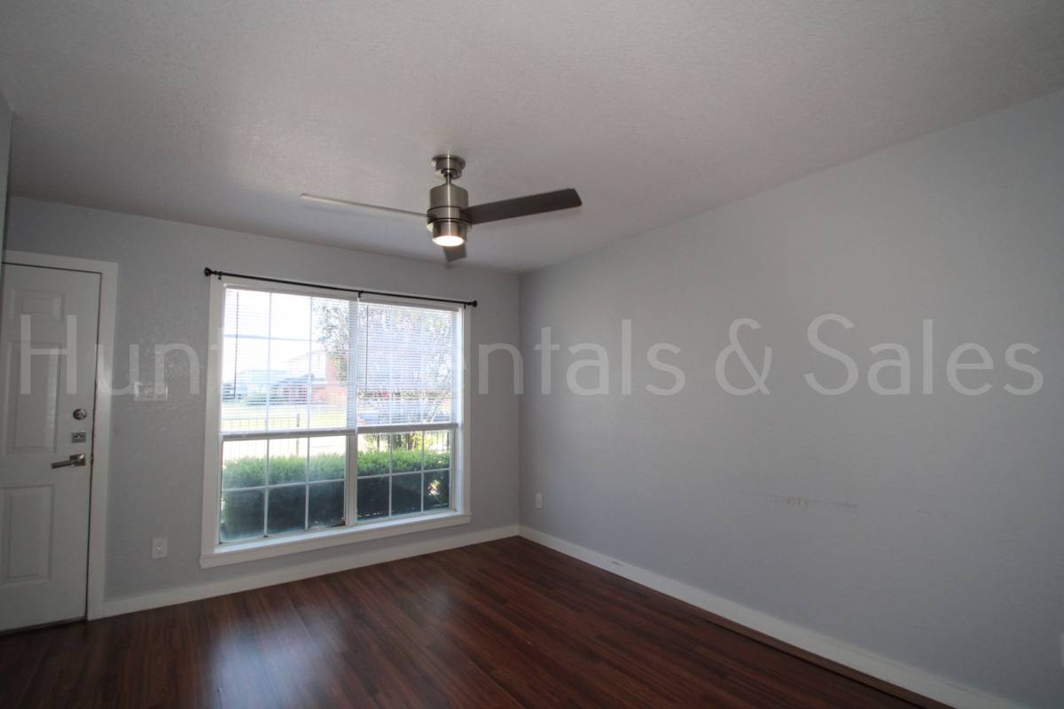 Townhouse for rent at 3802-C Gus Dr, Killeen, TX 76549