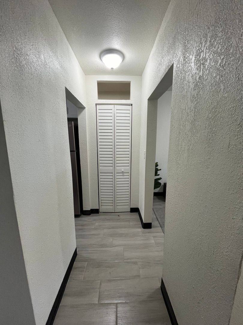Apartment for rent at 140 NW 13th St, Miami, FL 33136
