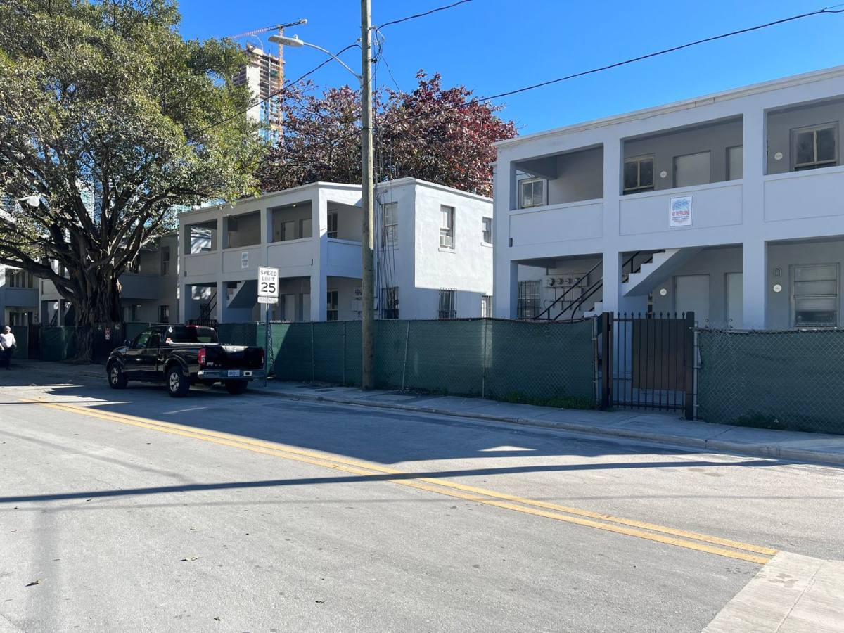 Apartment for rent at 140 NW 13th St, Miami, FL 33136