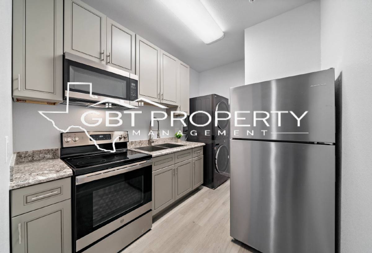 Apartment for rent at 808 Sealy Ave, Galveston, TX 77550