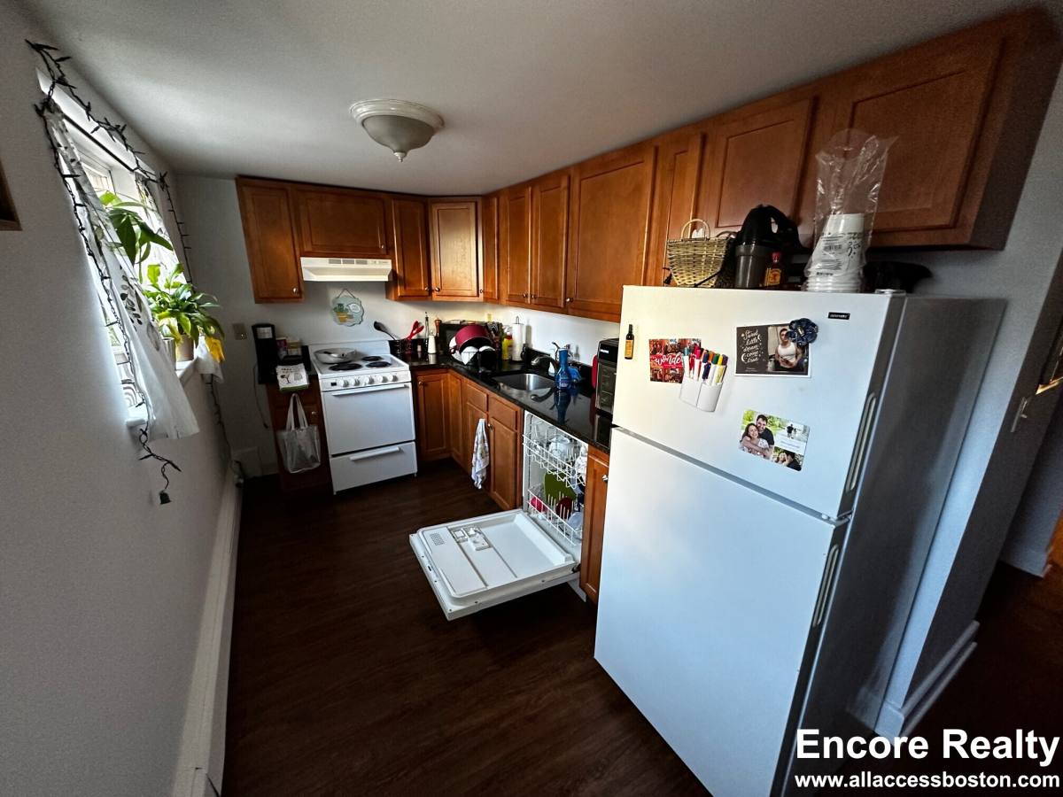 Apartment for rent at 61 Selkirk Rd #7, Boston, MA 02115