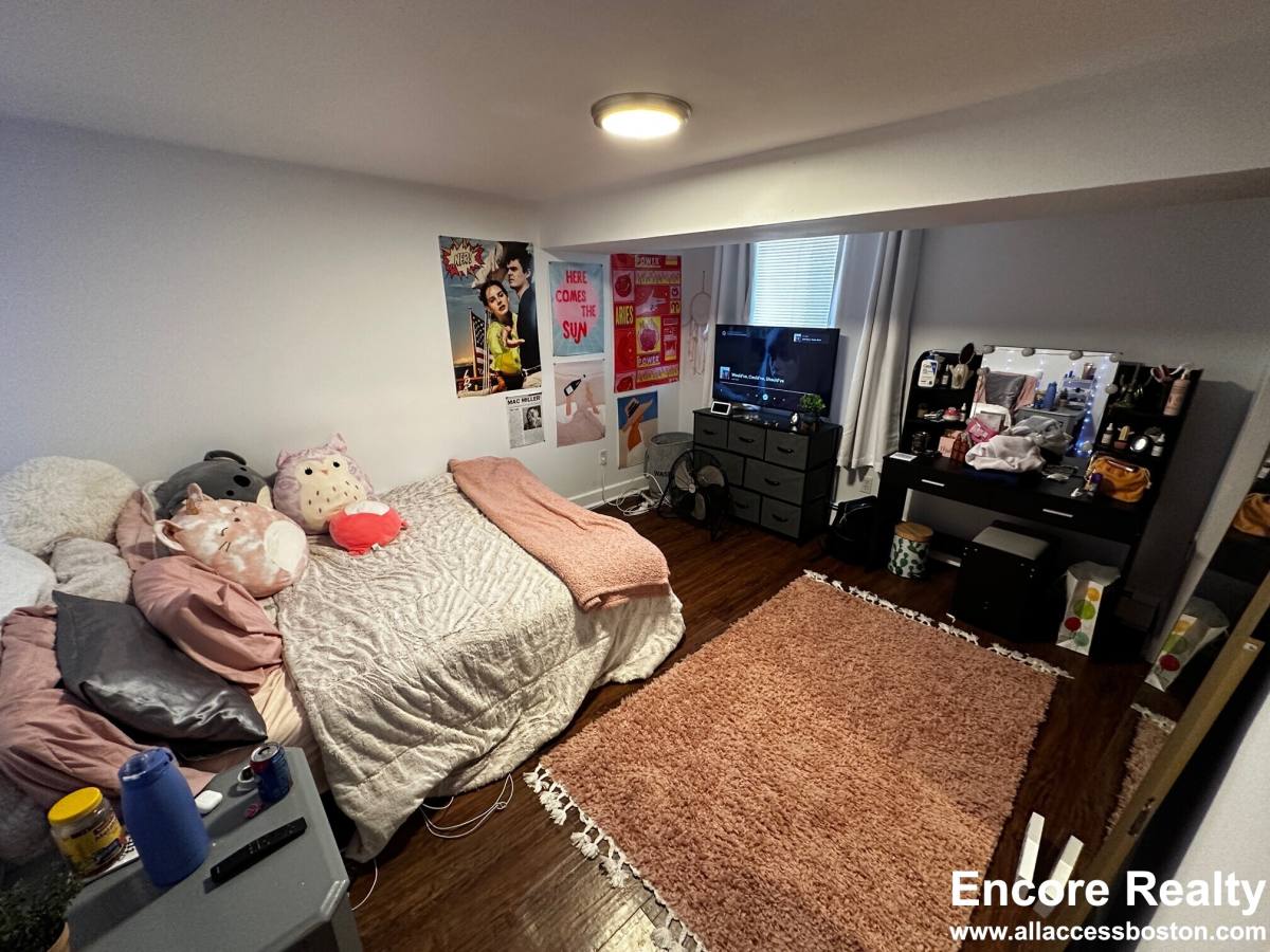 Apartment for rent at 61 Selkirk Rd #7, Boston, MA 02115