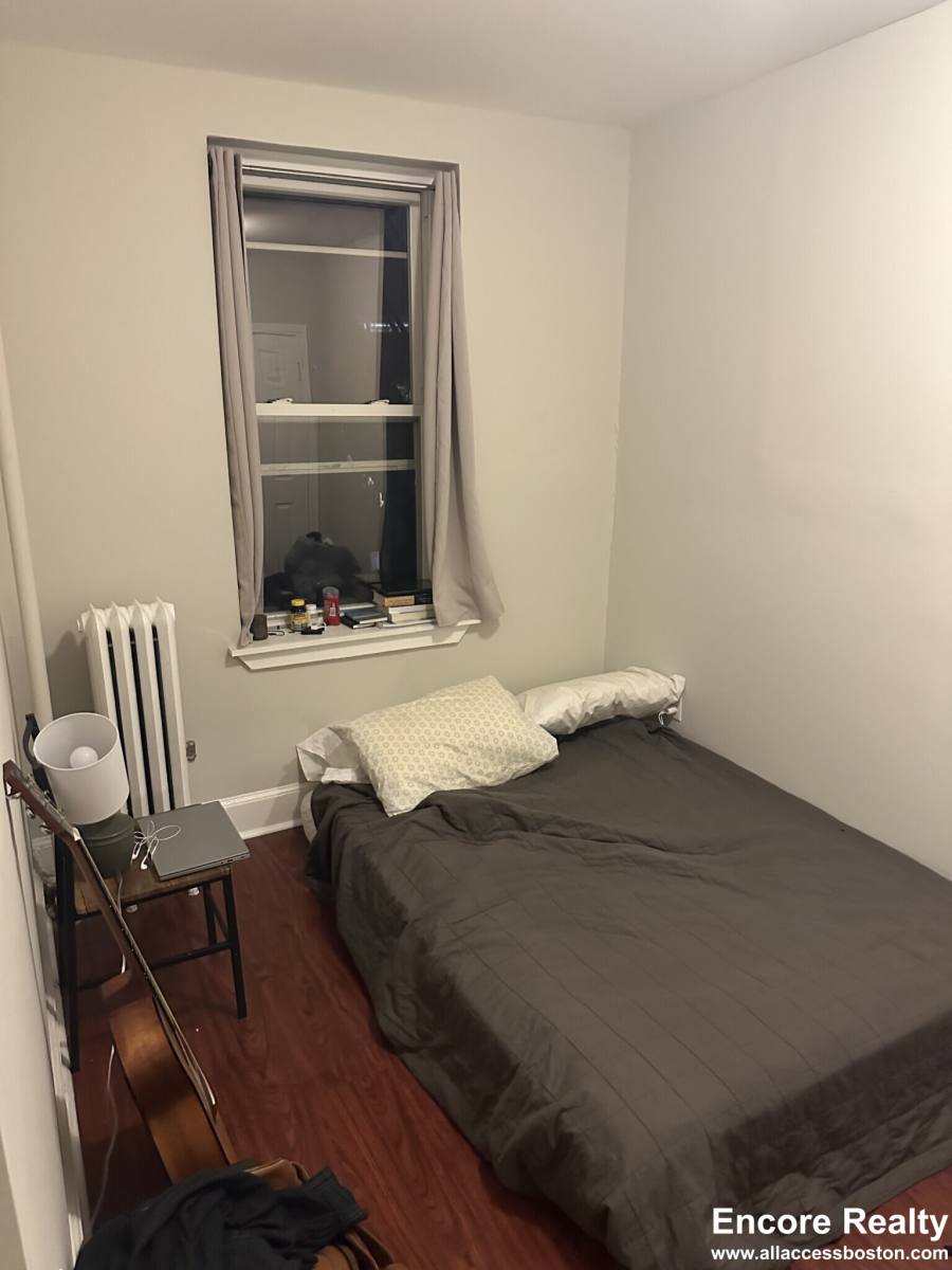 Apartment for rent at 70 Joy St #22, Boston, MA 02114
