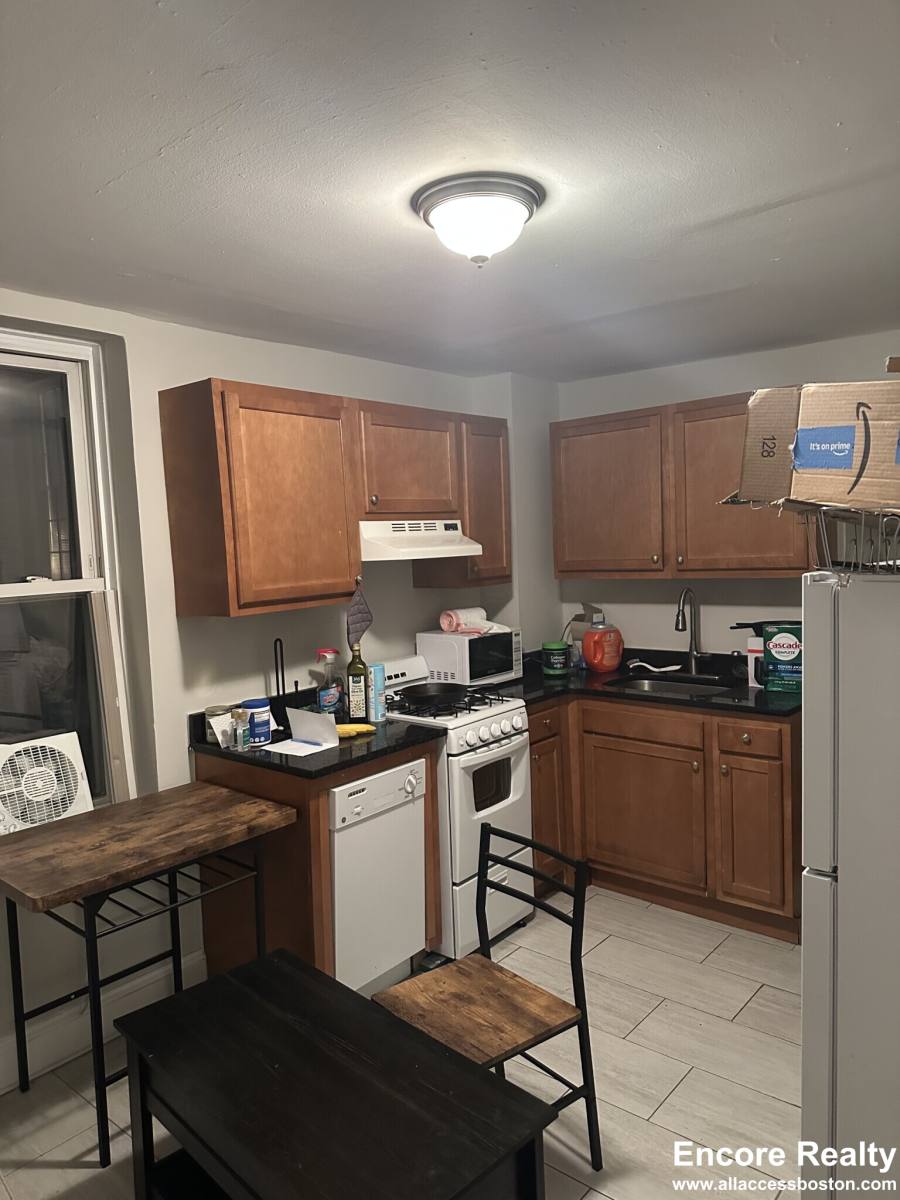 Apartment for rent at 70 Joy St #22, Boston, MA 02114