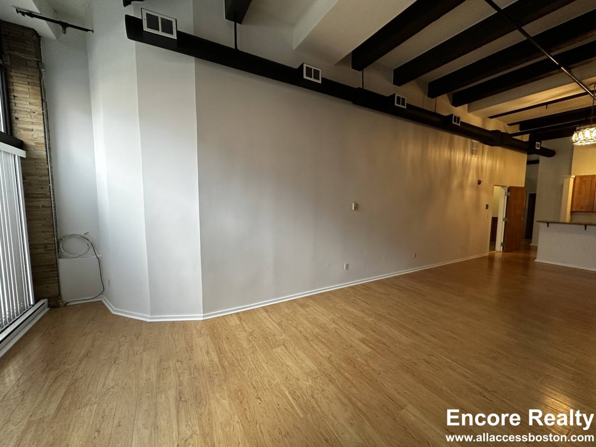 Apartment for rent at 254 Friend St #7, Boston, MA 02113