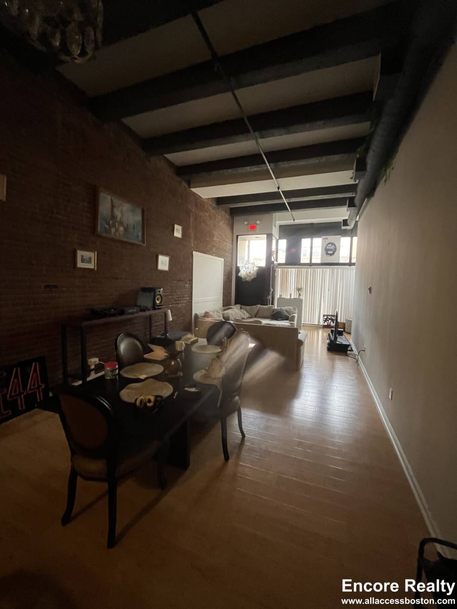 Apartment for rent at 254 Friend St #7, Boston, MA 02113
