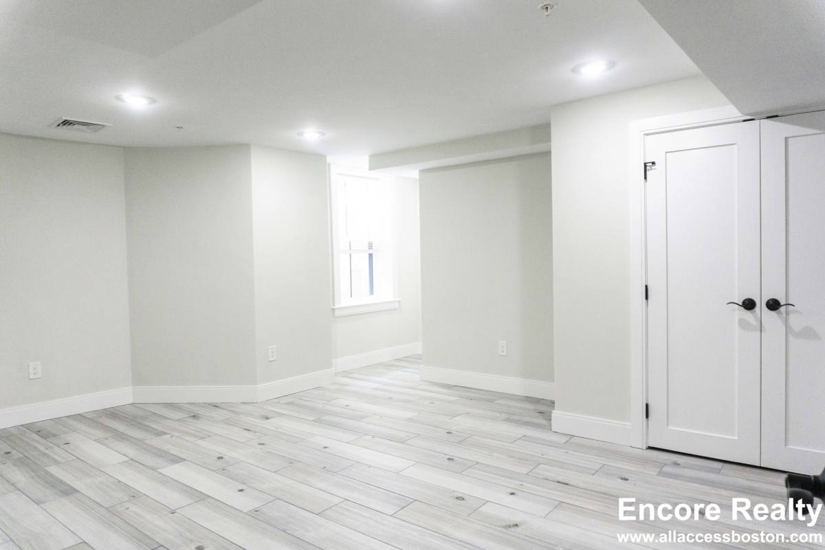 Apartment for rent at 79 Linden St #7, Allston, MA 02134