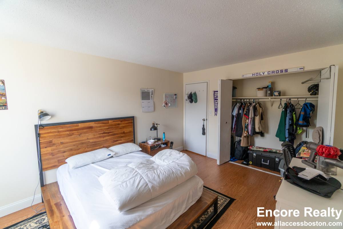 Apartment for rent at 109-111 Tremont St #422, Brighton, MA 02135