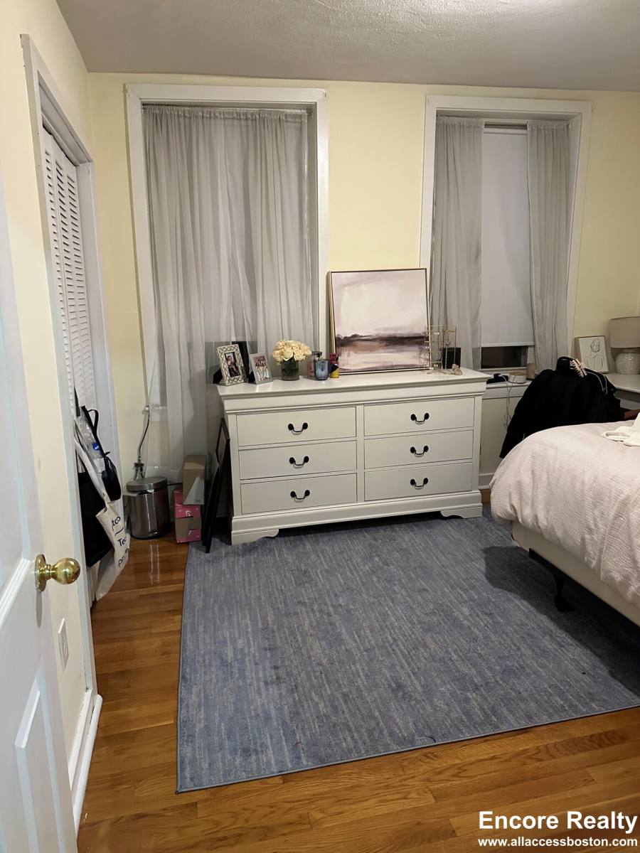 Apartment for rent at 145 Endicott St #16, Boston, MA 02113