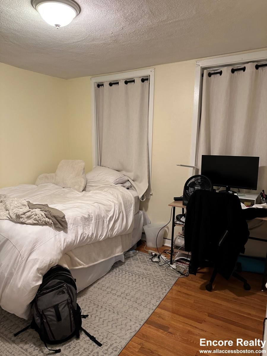 Apartment for rent at 145 Endicott St #16, Boston, MA 02113