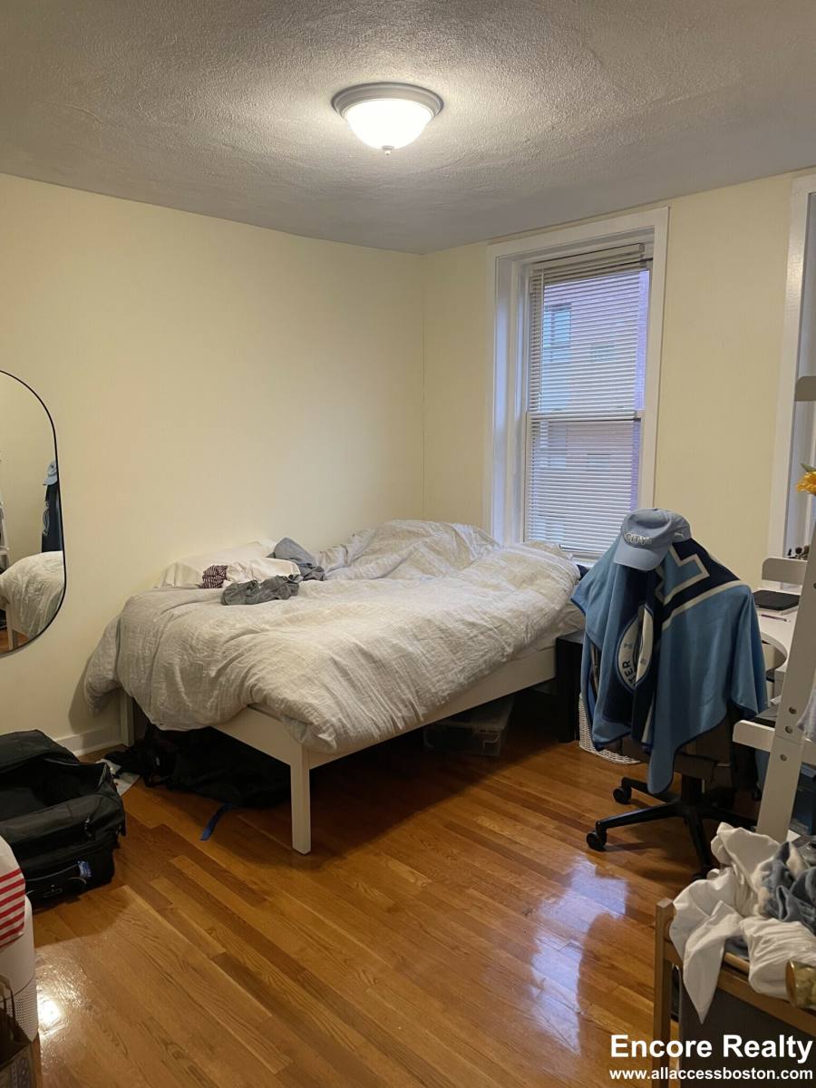 Apartment for rent at 145 Endicott St #16, Boston, MA 02113