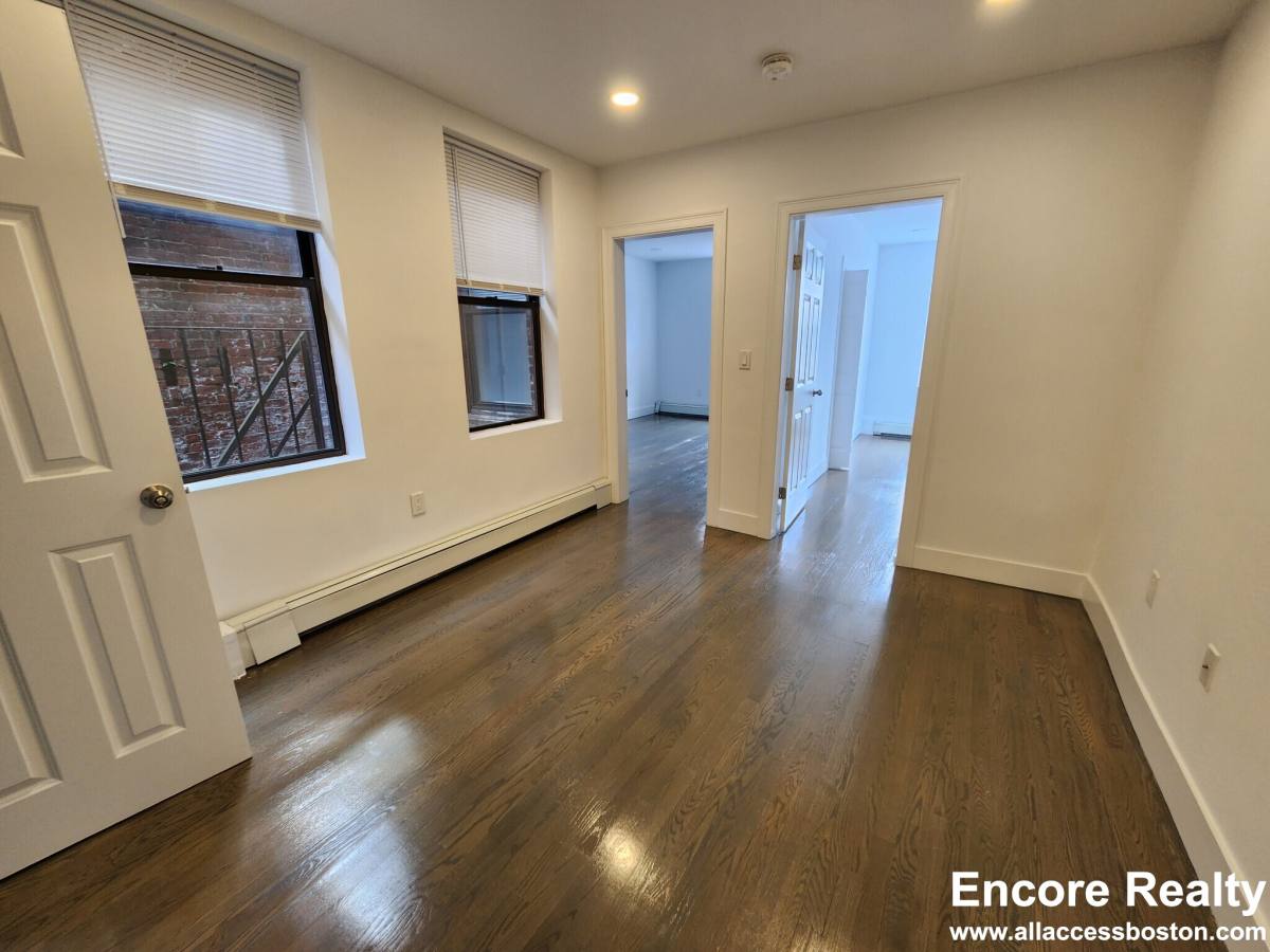 Apartment for rent at 44 Joy St #14, Boston, MA 02114