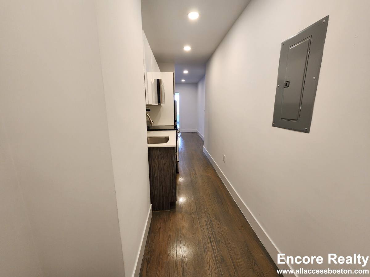 Apartment for rent at 44 Joy St #14, Boston, MA 02114