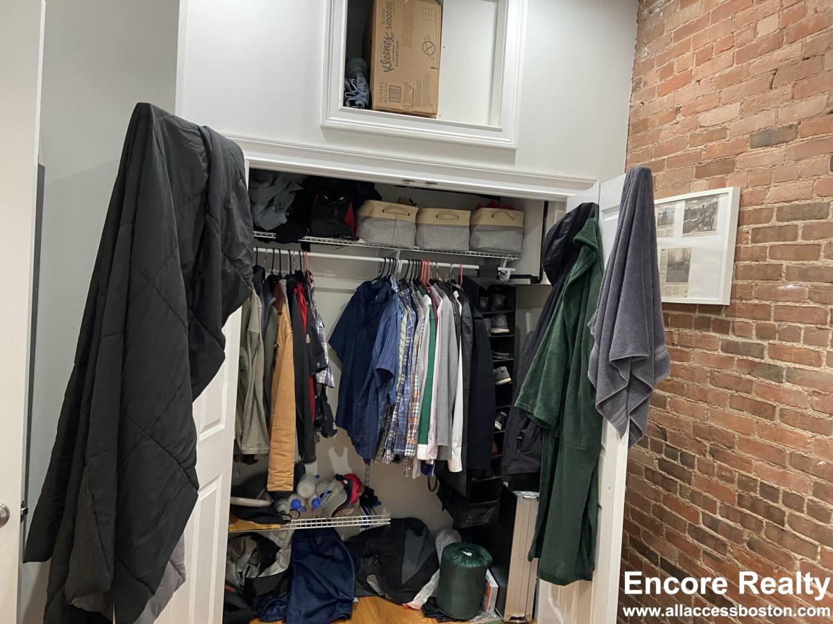 Apartment for rent at 1089 Beacon St #9, Brookline, MA 02446