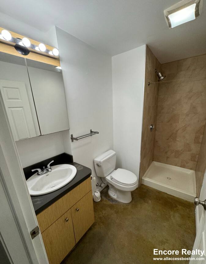 Apartment for rent at 72 Frankfort St #D, East Boston, MA 02128