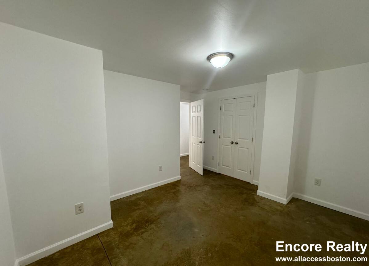 Apartment for rent at 72 Frankfort St #D, East Boston, MA 02128