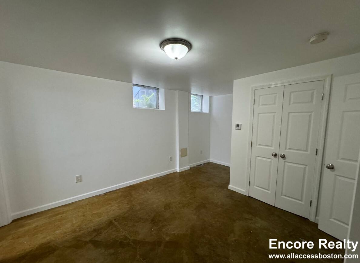 Apartment for rent at 72 Frankfort St #D, East Boston, MA 02128