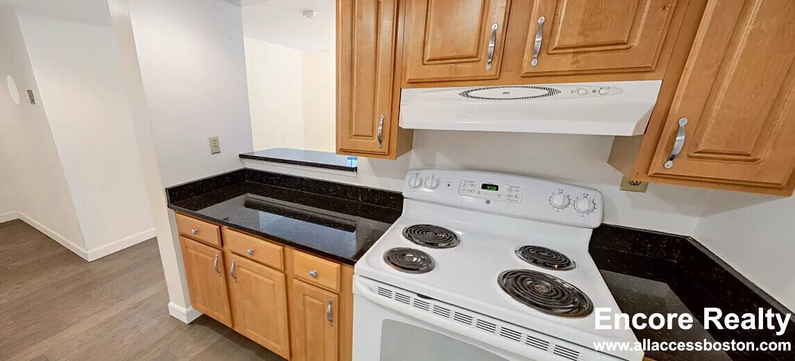 Apartment for rent at 109 Queensberry St #D, Boston, MA 02115