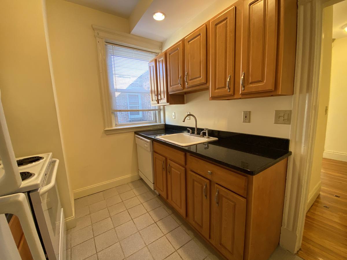 Apartment for rent at 102 Queensberry St #21, Boston, MA 02115