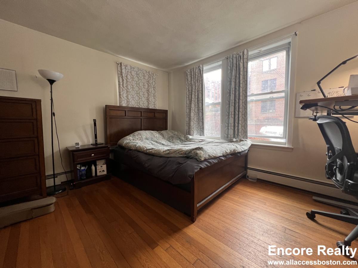 Apartment for rent at 312 Tappan St #7D, Brookline, MA 02445