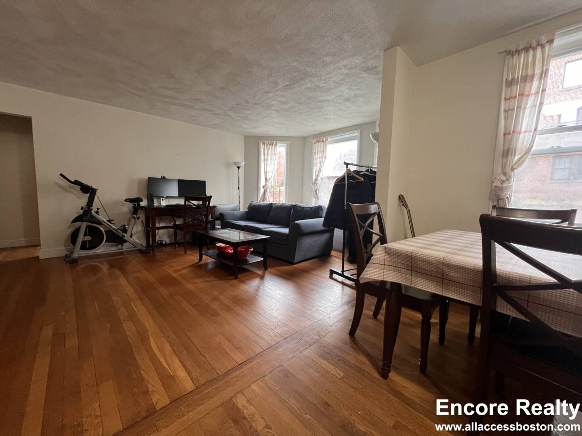 Apartment for rent at 312 Tappan St #7D, Brookline, MA 02445